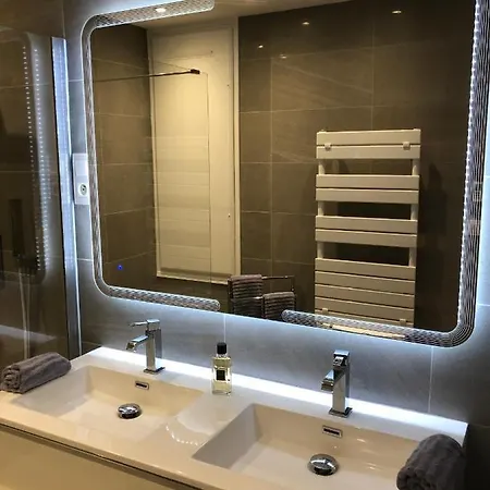 Apartament Saint Tropez, En Front De