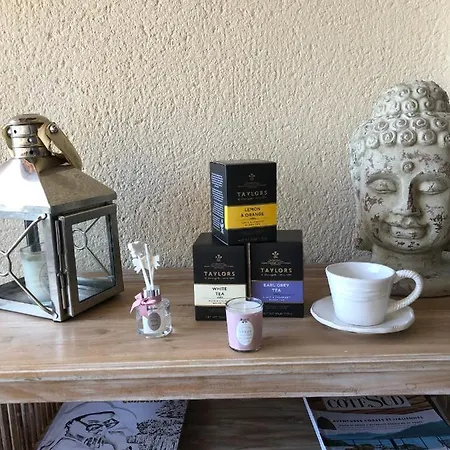 Saint Tropez, En Front De