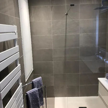 Saint Tropez, En Front De Apartman