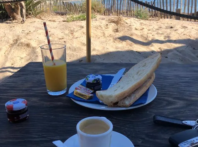 Saint Tropez, En Front De *