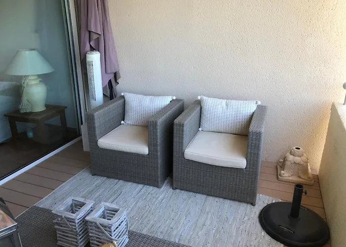 Saint Tropez, En Front De רמטואל